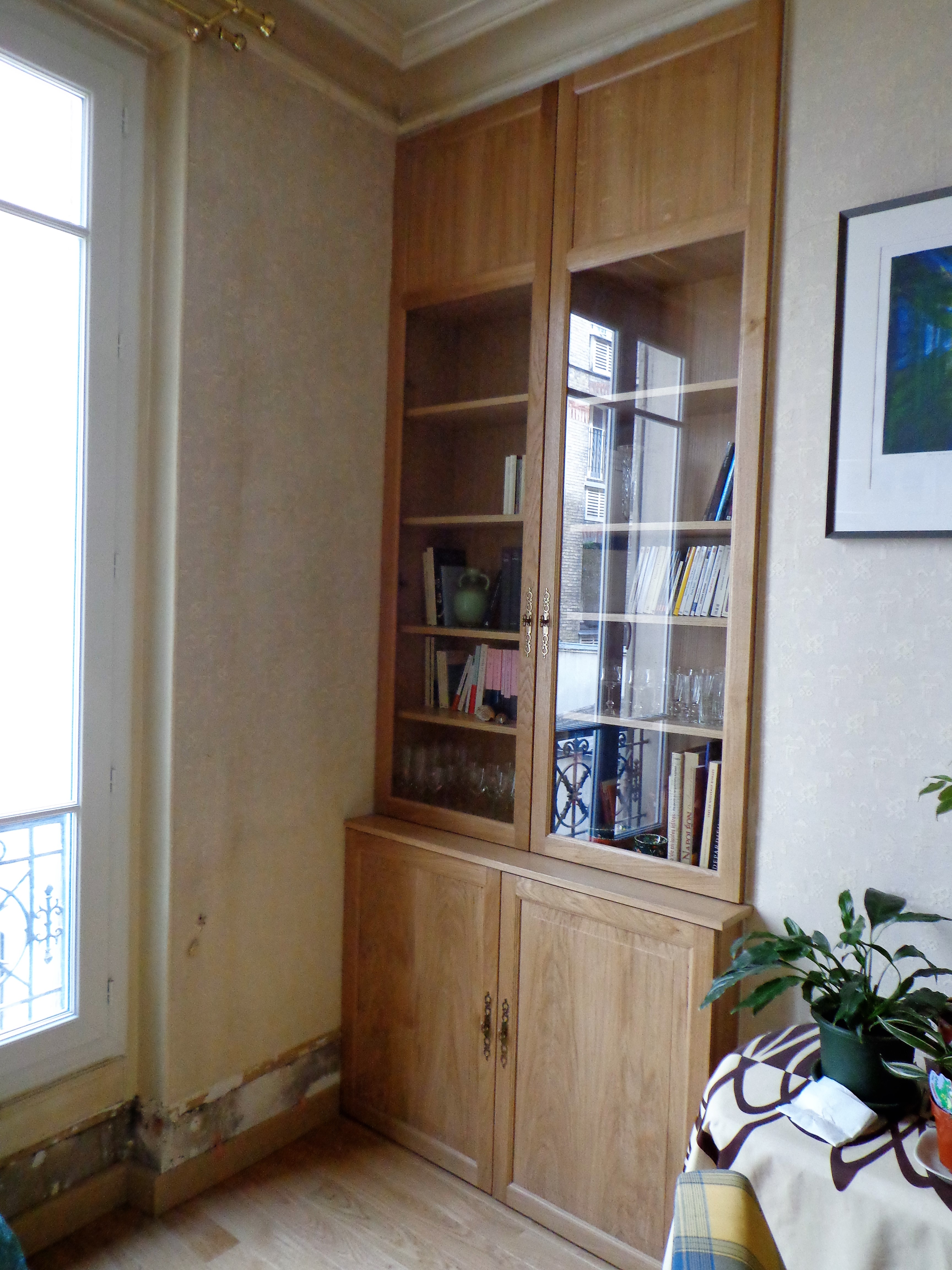 Bibliothèque encastrée