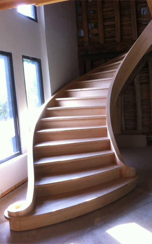 Escalier hélicoïdal de face.